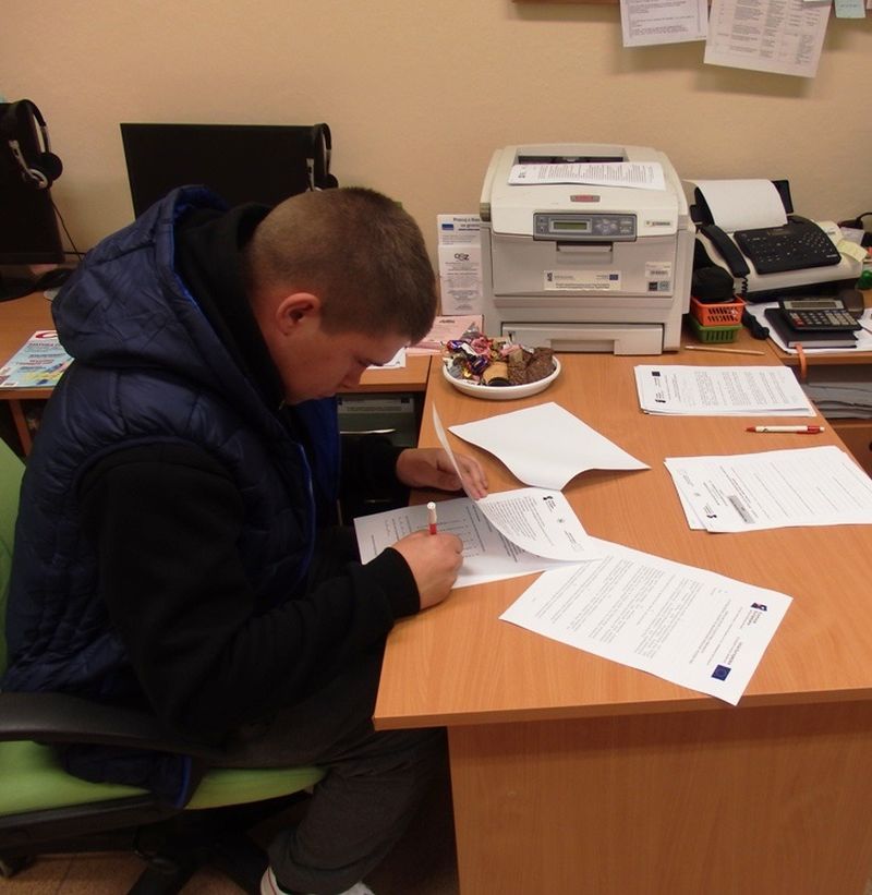 INDYWIDUALNE DORADZTWO ZAWODOWE W RAMACH PROJEKTU „OD SZKOLENIA DO ZATRUDNIENIA – YEI” W MCK SANDOMIERZ