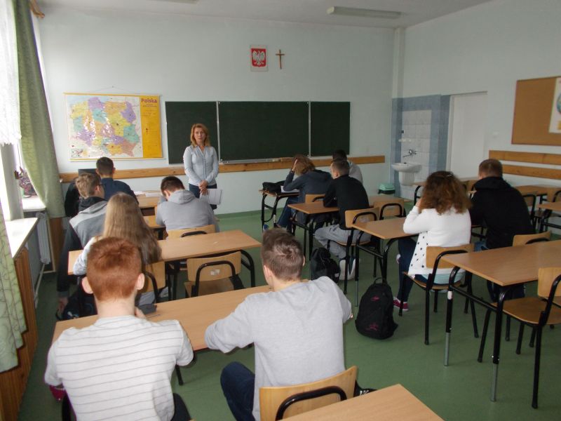 DIAGNOZA ZAINTERESOWAŃ I PREDYSPOZYCJI ZAWODOWYCH