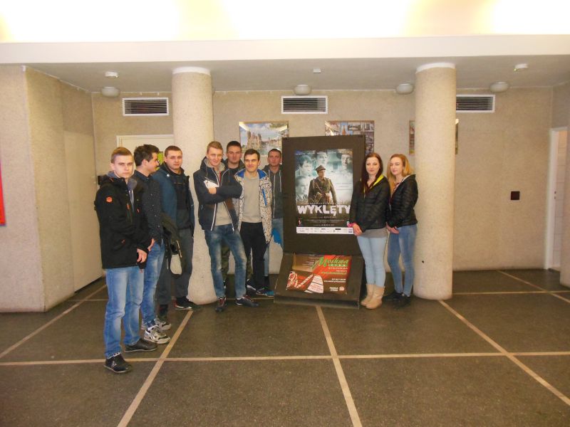 UCZESTNICY KIELECKIEGO HUFCA PRACY OBEJRZELI FILM POD TYTUŁEM „WYKLĘTY”