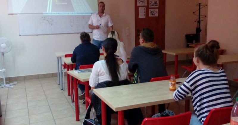 HOSPITACJA KURSU PRAWA JAZDY KAT „B” W RAMACH PROJEKTU „OD SZKOLENIA DO ZATRUDNIENIA – YEI”