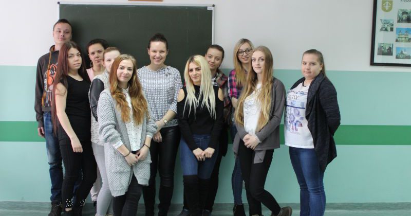 JAK RADZIĆ SOBIE W TRUDNYCH SYTUACJACH ŻYCIOWYCH