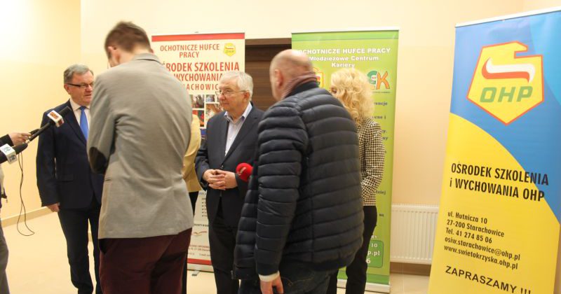 KONFERENCJA PRASOWA DOTYCZĄCA BUDOWY WARSZTATÓW PRZY OSIW W STARACHOWICACH