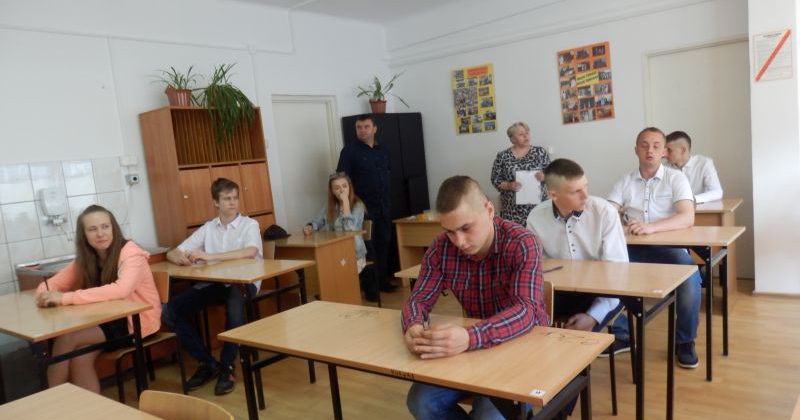 EGZAMINY GIMNAZJALNE W STARACHOWICACH
