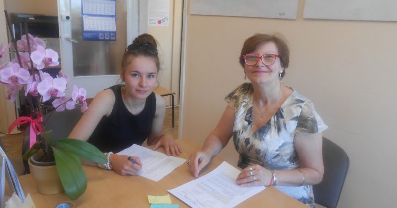 ODWIEDZINY ABSOLWENTKI W KONECKIM HUFCU