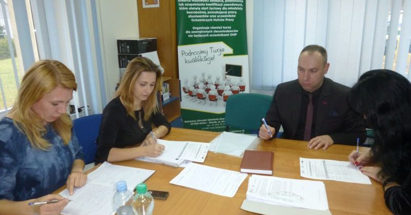 ZAKOŃCZENIE REKRUTACJI DO PROJEKTU „OD SZKOLENIA DO ZATRUDNIENIA – YEI” WE WŁOSZCZOWIE