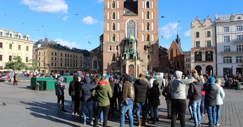UCZESTNICY 13-1 ŚHP W JĘDRZEJOWIE NA WYCIECZCE TURYSTYCZNO – EDUKACYJNEJ