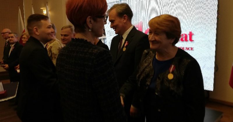 ODZNACZENIA PAŃSTWOWE PRZYZNANE PRACOWNIKOM ŚWK OHP W KIELCACH