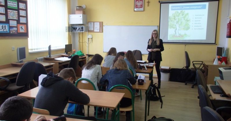 DORADZTWO ZAWODOWE W DAROMINIE