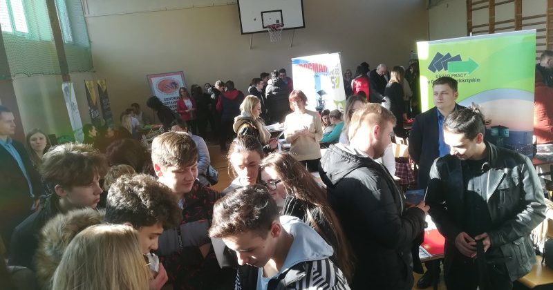 TARGI EDUKACJI I PRACY OHP W OSTROWCU ŚWIĘTOKRZYSKIM