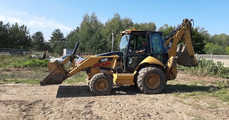 NOWA SZANSA NA RYNKU PRACY – ZAKOŃCZENIE SZKOLENIA OPERATOR KOPARKO-ŁADOWARKI