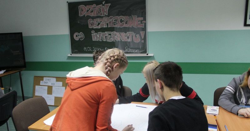 DZIEŃ BEZPIECZNEGO INTERNETU – DZIAŁAJMY RAZEM