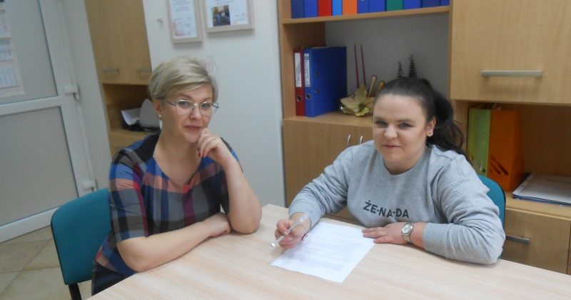 ODWIEDZINY ABSOLWENTKI W KOŃSKICH