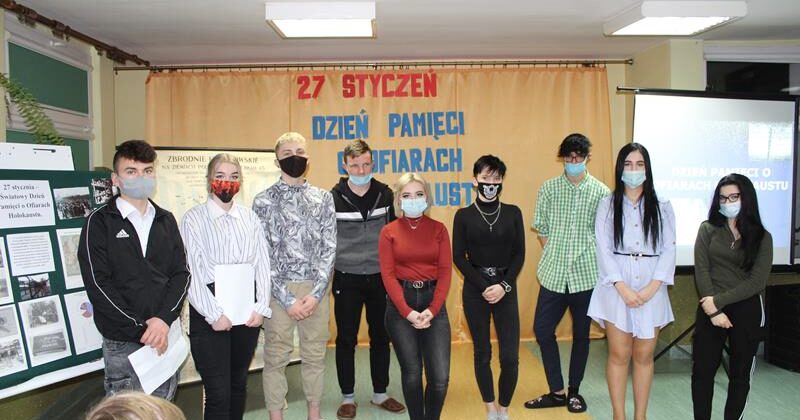 DZIEŃ PAMIĘCI O OFIARACH HOLOCAUSTU W 13-2 OŚRODKU SZKOLENIA I WYCHOWANIA W JĘDRZEJOWIE