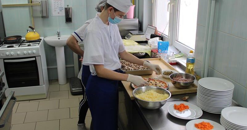 ŚWIATOWY DZIEŃ PIZZY W JĘDRZEJOWIE