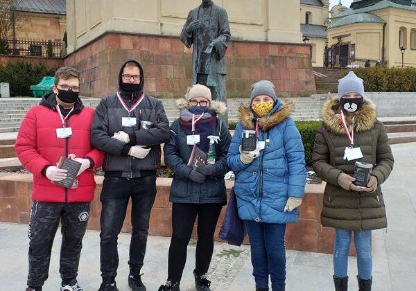 KOLEJNA NIEDZIELA W KIELECKIM HUFCU POD ZNAKIEM KWESTY NA RZECZ „ NIEZŁOMNYCH”