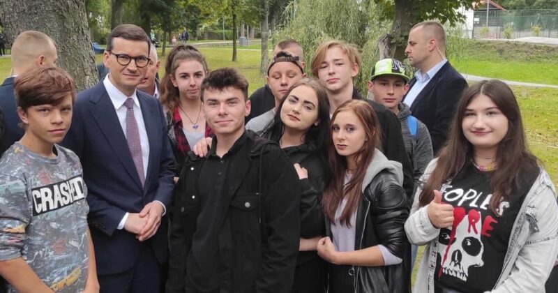 Spotkanie młodzieży Ośrodka Szkolenia i Wychowania w Jędrzejowie z premierem RP Panem Mateuszem Morawieckim
