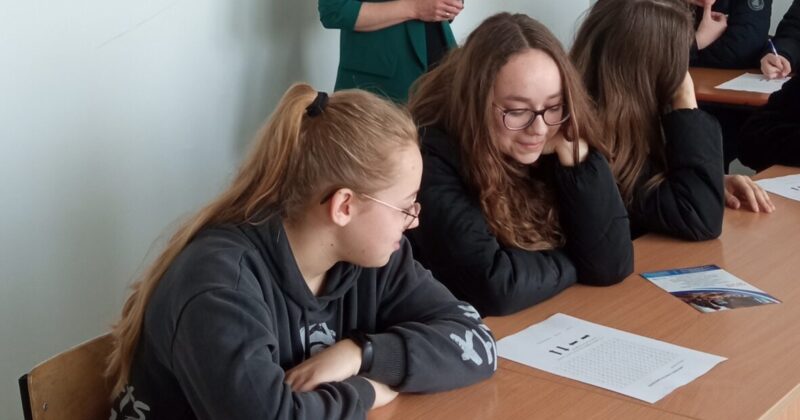 Wybieram szkołę, wybieram zawód – o wyborach edukacyjnych młodzieży na starachowickich Targach Edukacyjnych