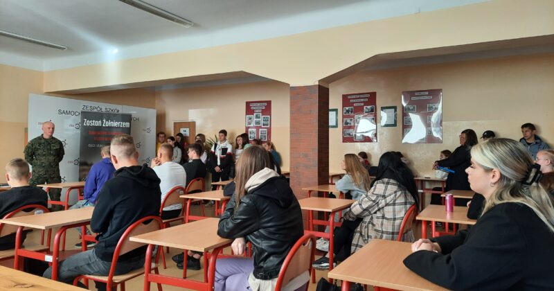 Dołącz do nas  – spotkanie rekrutacyjno – informacyjne z przedstawicielem Wojskowego Centrum Rekrutacji w Kielcach